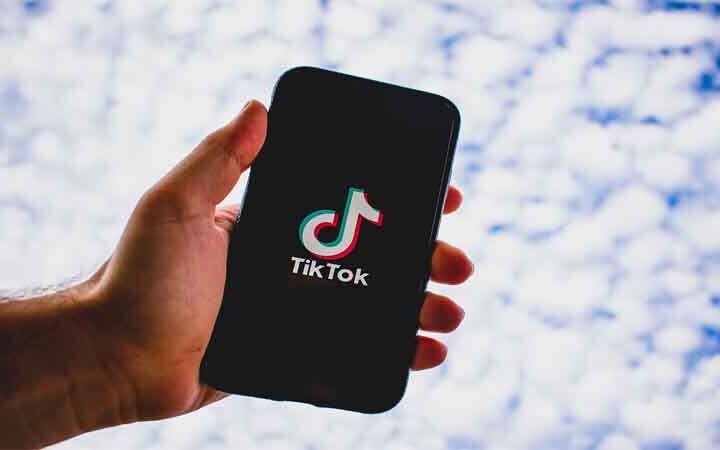 Why Companies Should Buy Tiktok Comments?