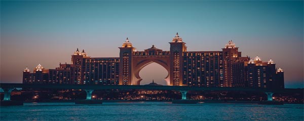 Atlantis Dubai Restaurants, Dining in Paradise: A Guide to the Best